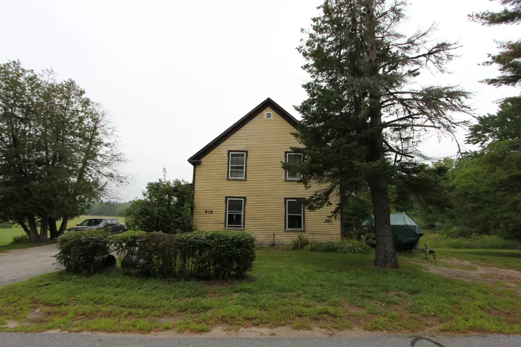 918 College Street Lewiston ME 04240