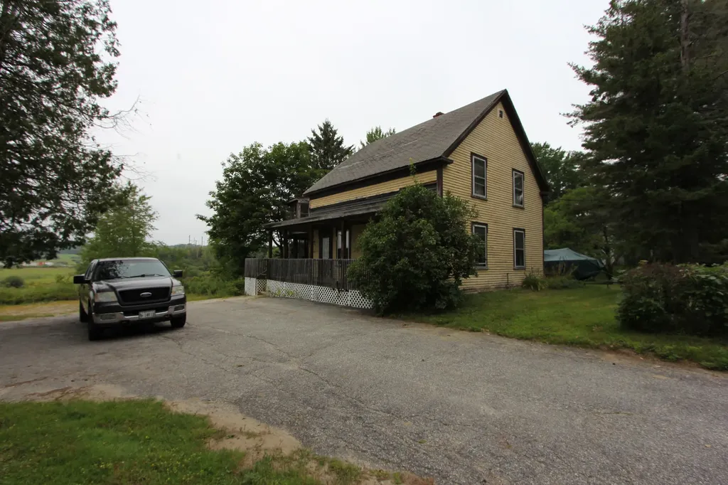 918 College Street Lewiston ME 04240