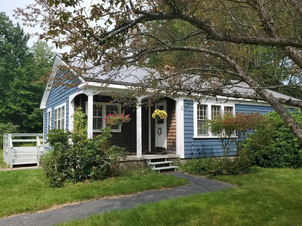 548 Oakland Road Belgrade ME 04917