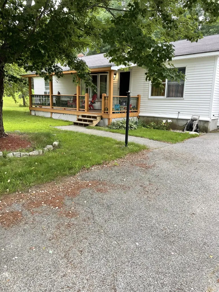 14 Saint Patrick Avenue Lewiston ME 04240