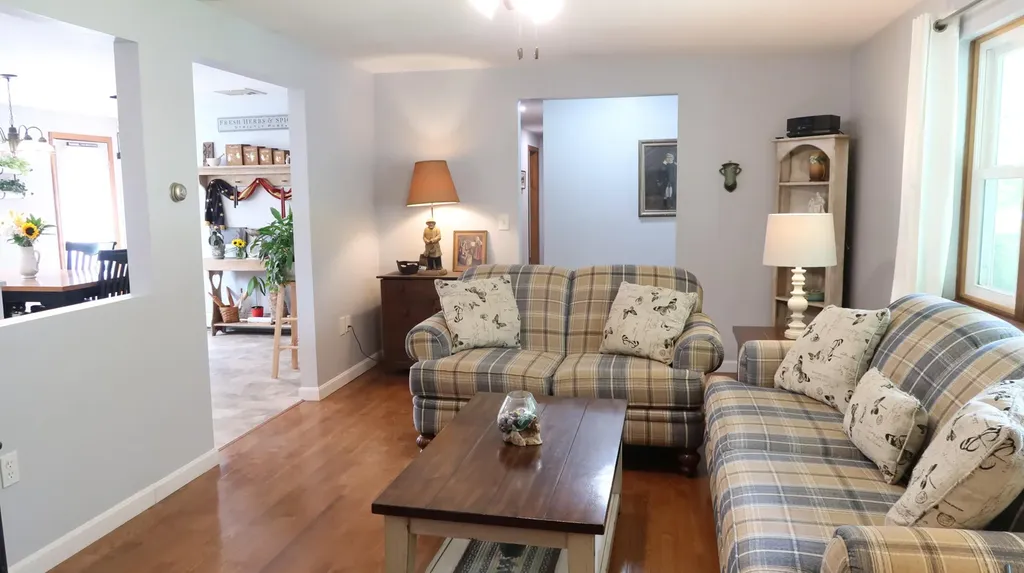 7 Penny Lane Waterville ME 04901