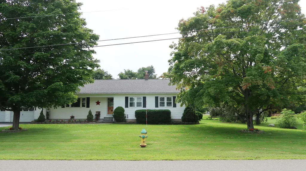 7 Penny Lane Waterville ME 04901