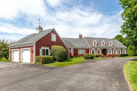 24 Amberley Way Auburn ME 04210