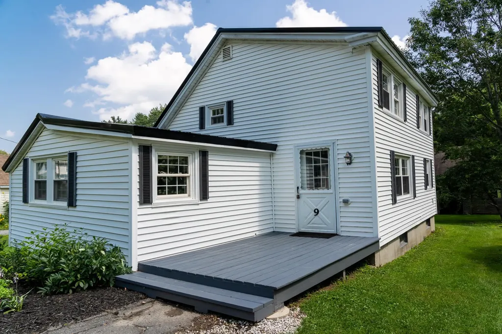 9 Clairmont Avenue Oakland ME 04963