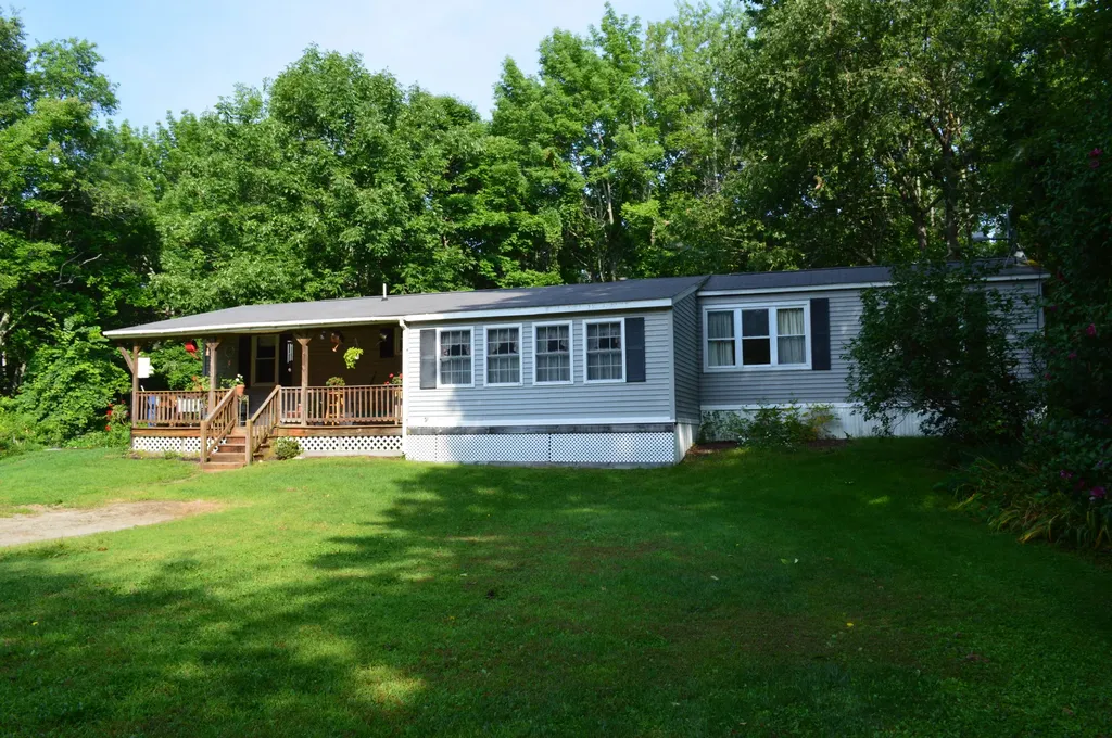 59 N Mountain Road Greene ME 04236