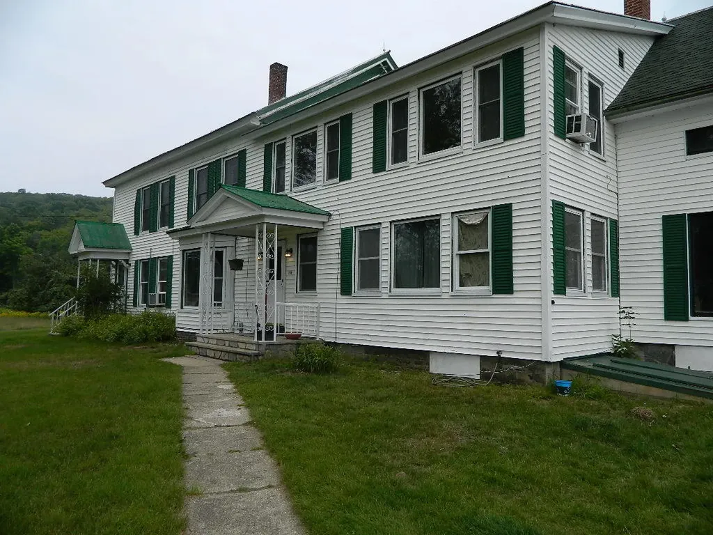 186 Main Street West Paris ME 04289
