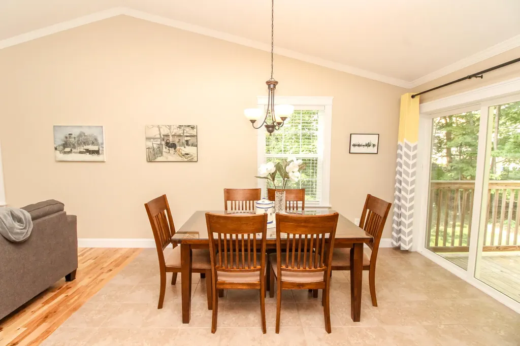 9 Sunrise Lane Hampden ME 04444