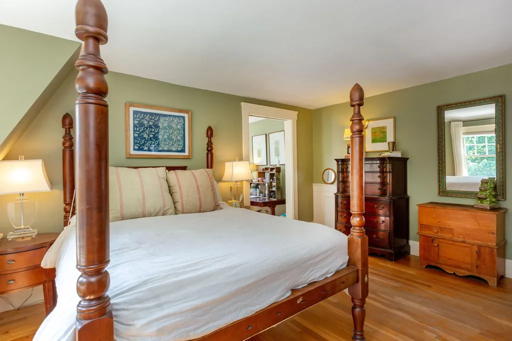 11 Kenwood Street Portland ME 04102