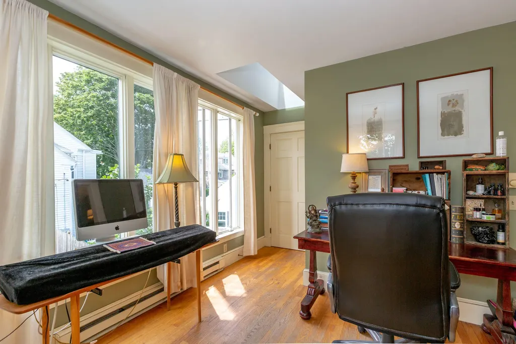 11 Kenwood Street Portland ME 04102