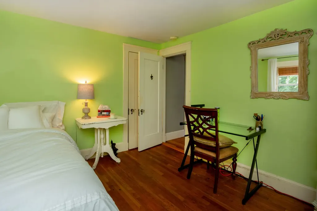 11 Kenwood Street Portland ME 04102