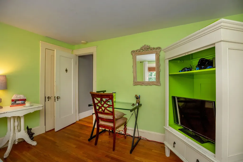 11 Kenwood Street Portland ME 04102
