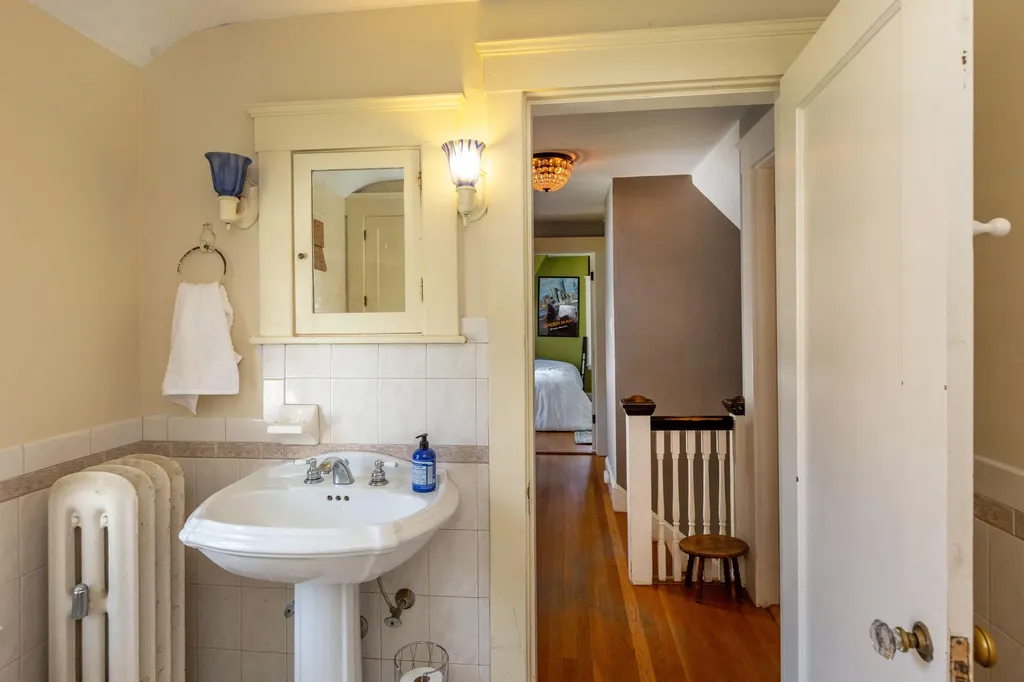 11 Kenwood Street Portland ME 04102