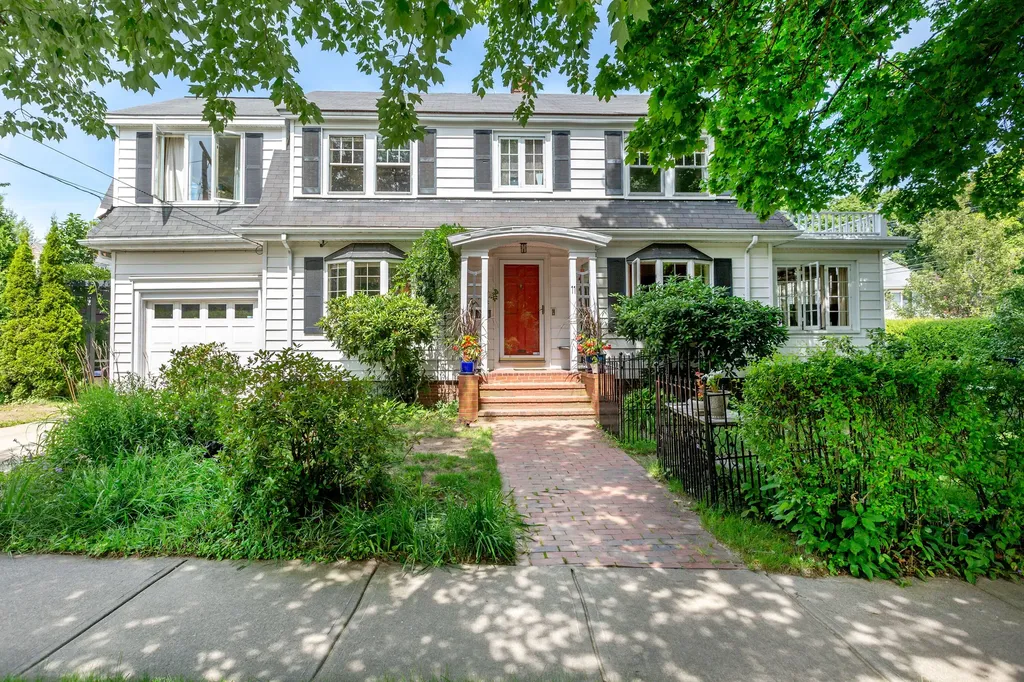 11 Kenwood Street Portland ME 04102