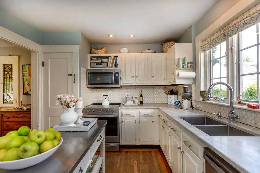 11 Kenwood Street Portland ME 04102