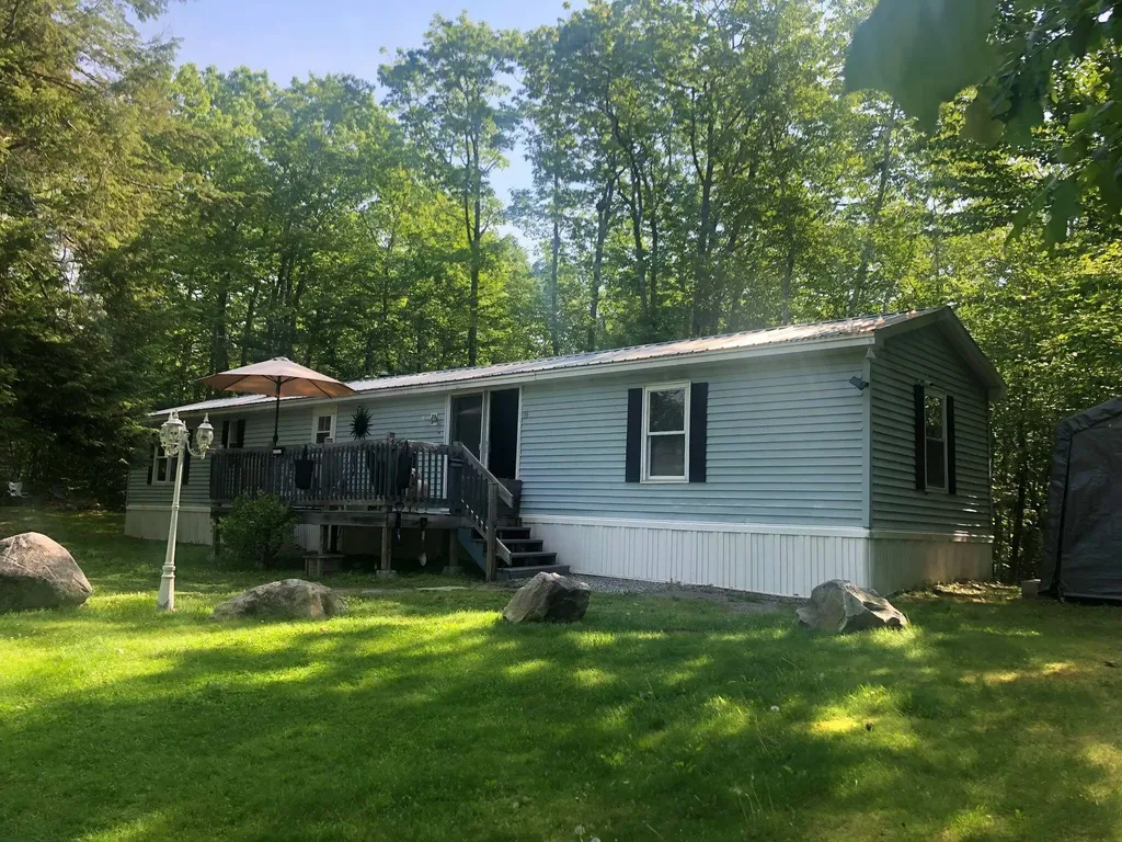 19 Boulder Avenue Augusta ME 04330