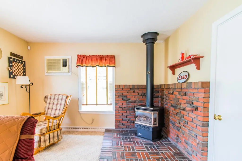 51 Boston Avenue Lewiston ME 04240