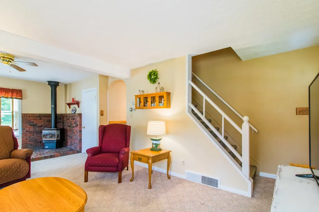 51 Boston Avenue Lewiston ME 04240