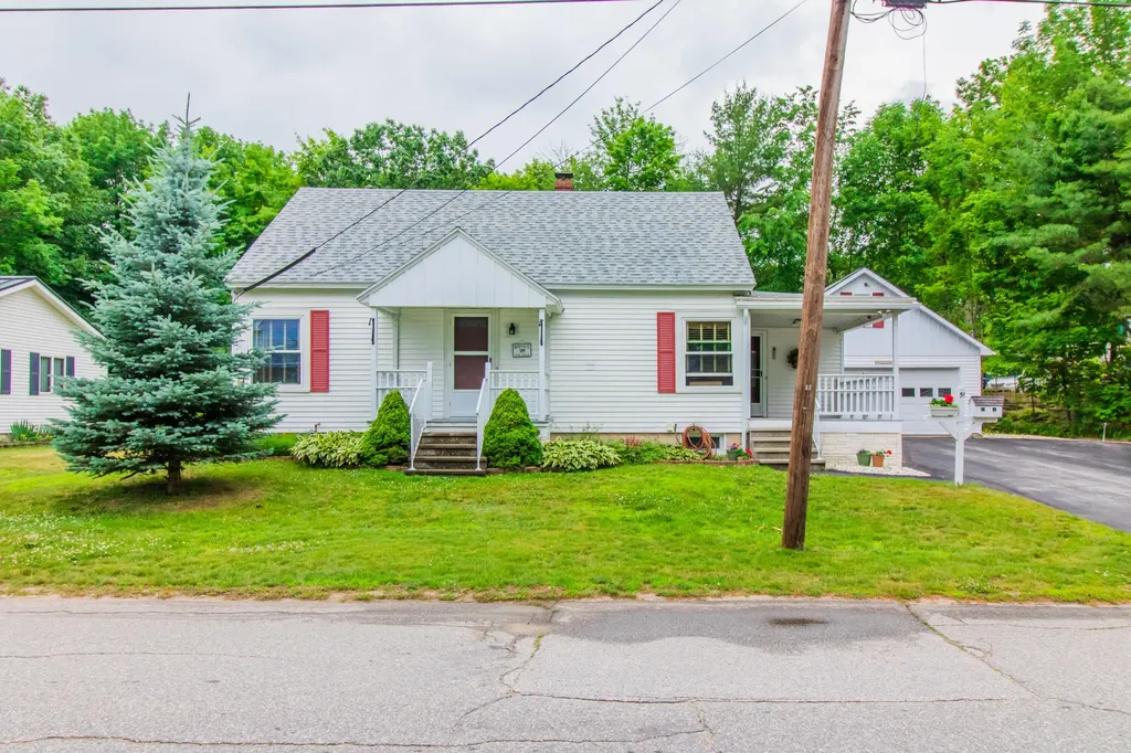 51 Boston Avenue Lewiston ME 04240