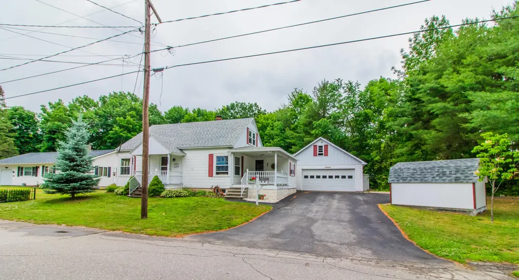 51 Boston Avenue Lewiston ME 04240