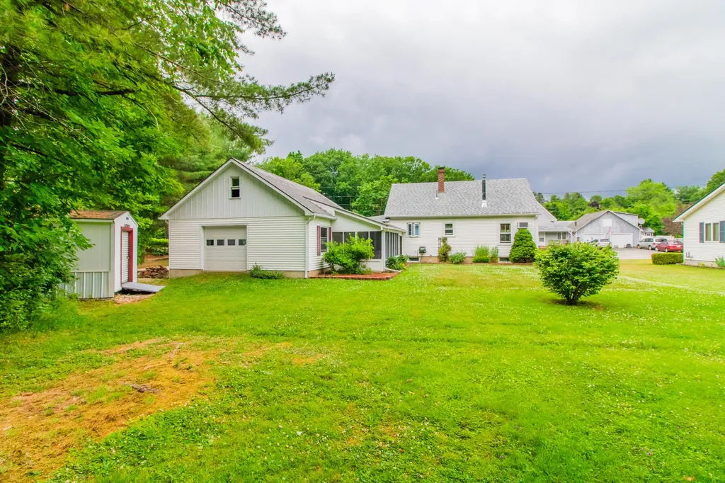 51 Boston Avenue Lewiston ME 04240