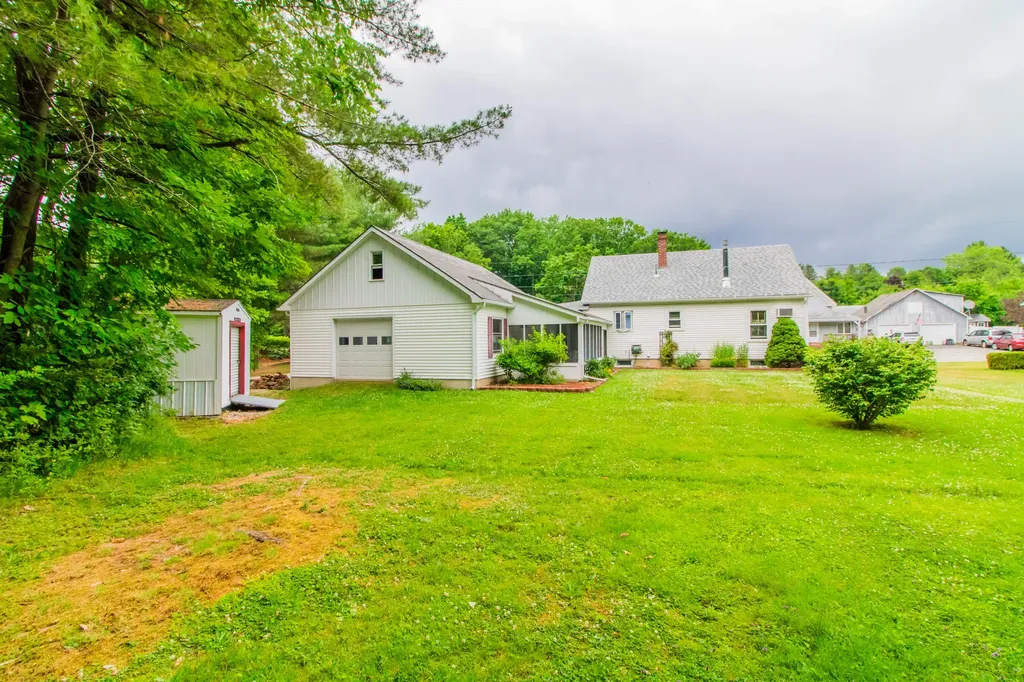 51 Boston Avenue Lewiston ME 04240
