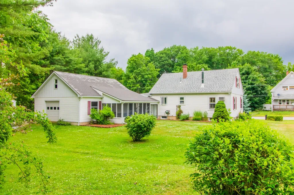 51 Boston Avenue Lewiston ME 04240
