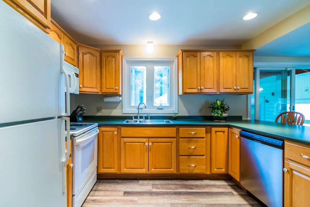 51 Boston Avenue Lewiston ME 04240