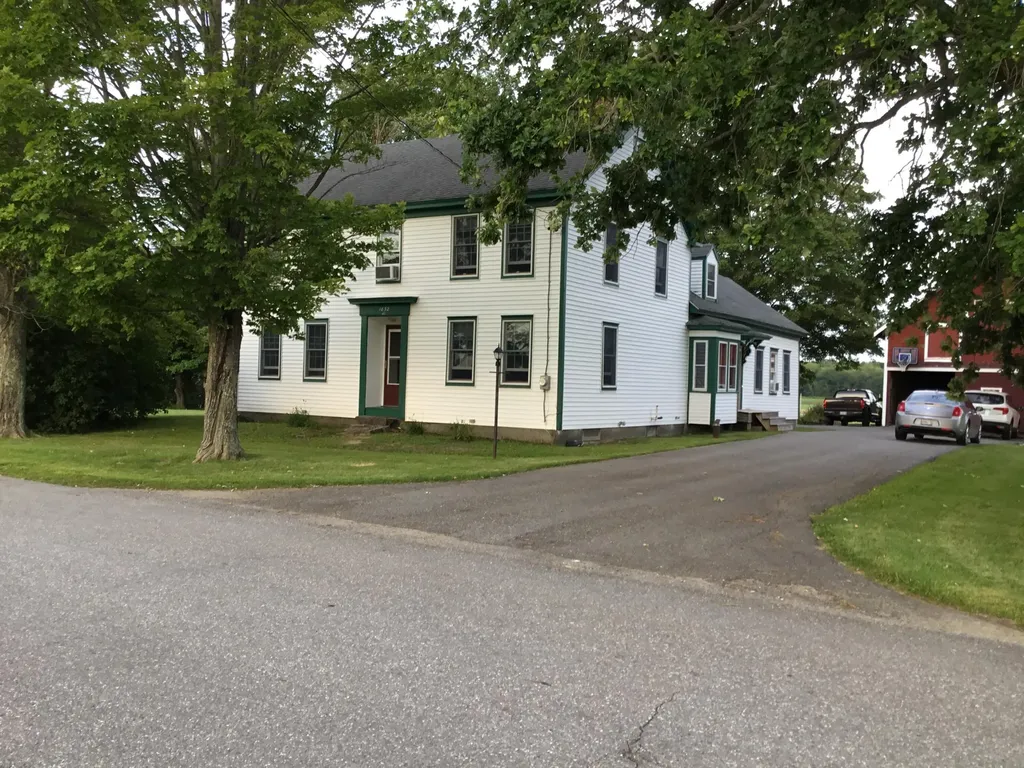 8 Pond Road Albion ME 04910