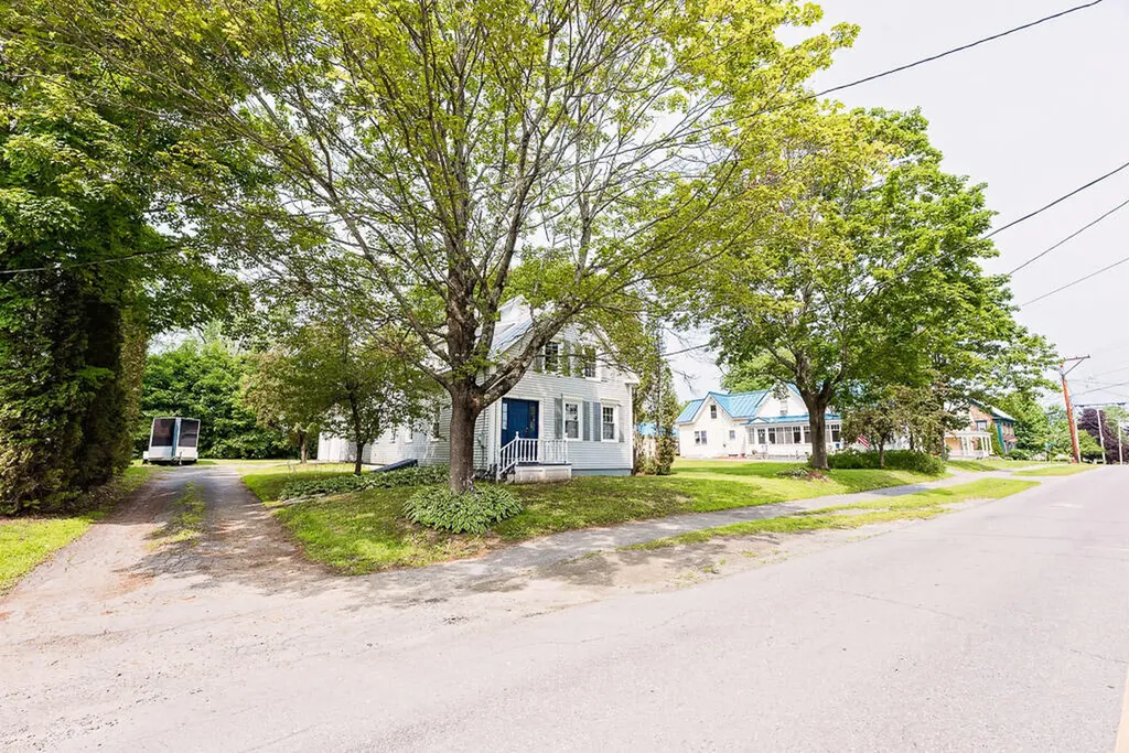 79 Main Street Skowhegan ME 04976