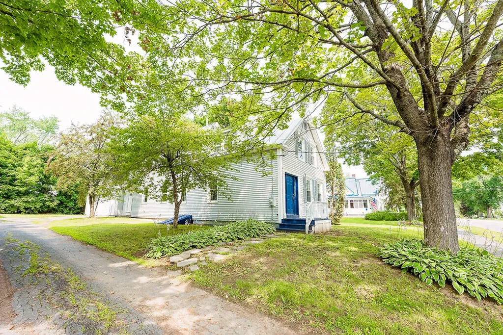 79 Main Street Skowhegan ME 04976