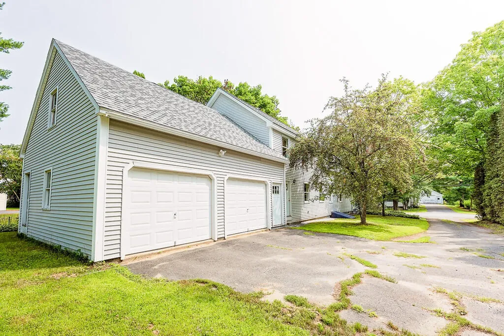 79 Main Street Skowhegan ME 04976