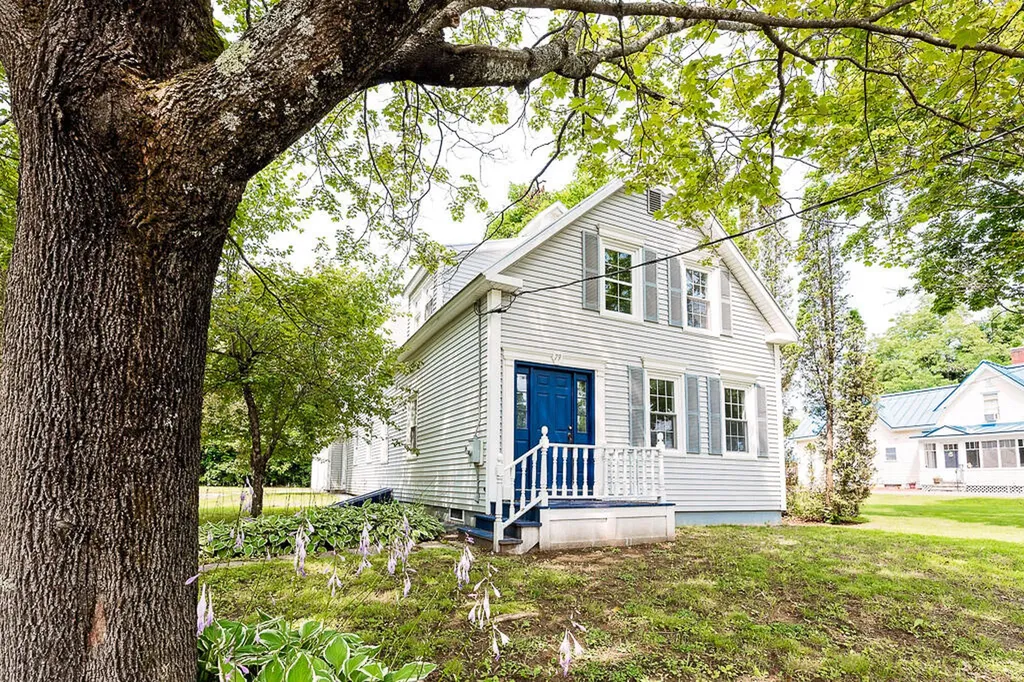 79 Main Street Skowhegan ME 04976