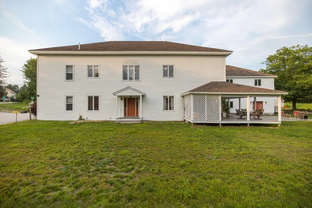 641 N Auburn Road Auburn ME 04210