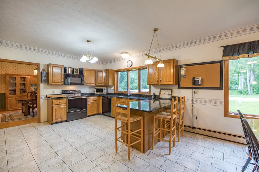 641 N Auburn Road Auburn ME 04210