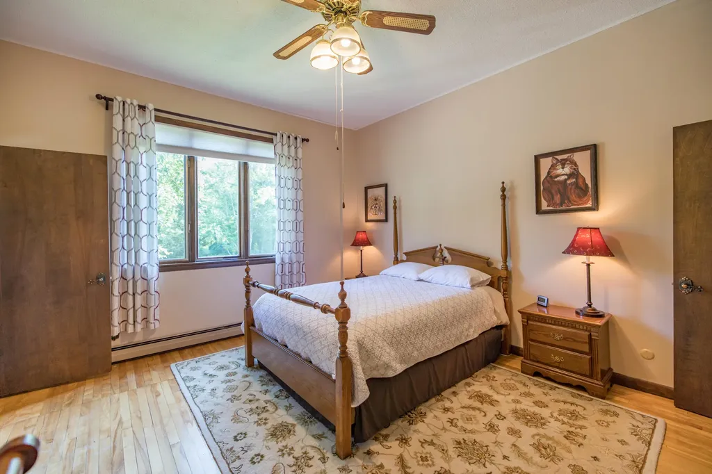 641 N Auburn Road Auburn ME 04210