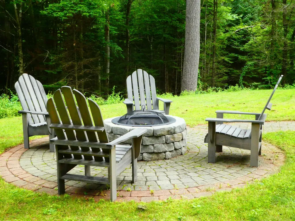 16 Beatrice Drive Gorham ME 04038