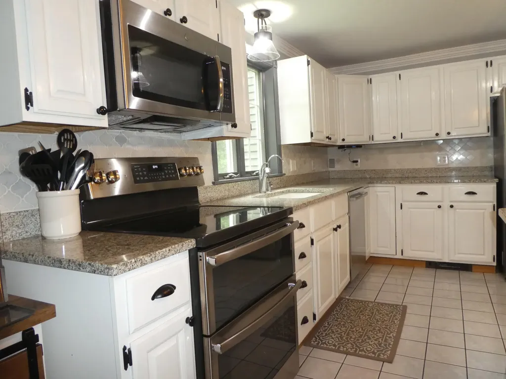 16 Beatrice Drive Gorham ME 04038