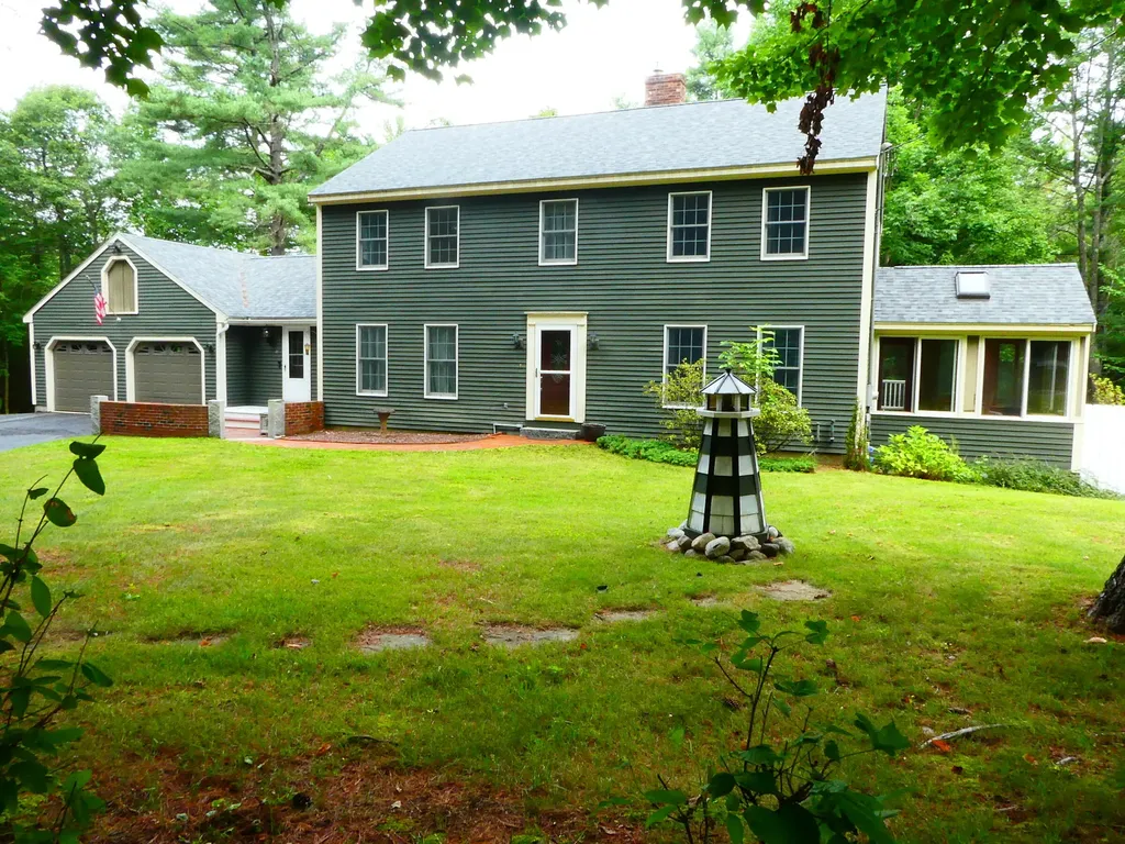 16 Beatrice Drive Gorham ME 04038
