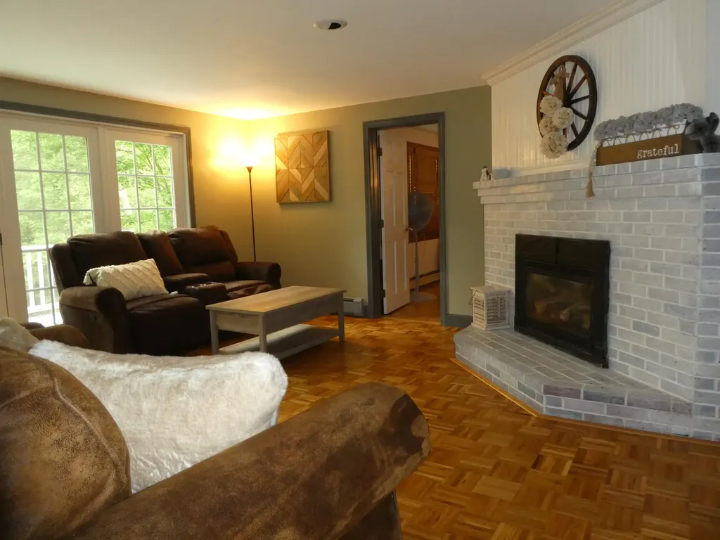 16 Beatrice Drive Gorham ME 04038