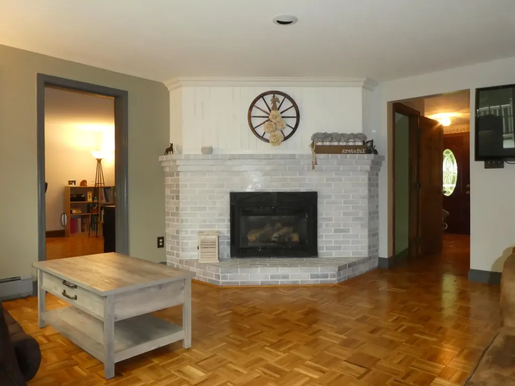 16 Beatrice Drive Gorham ME 04038