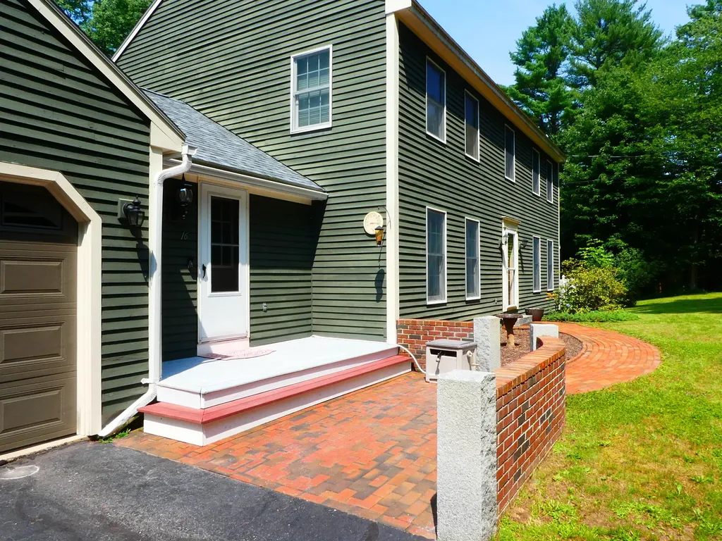 16 Beatrice Drive Gorham ME 04038