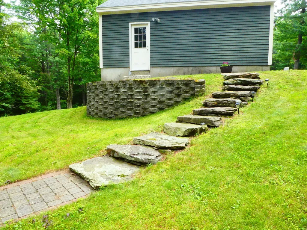 16 Beatrice Drive Gorham ME 04038