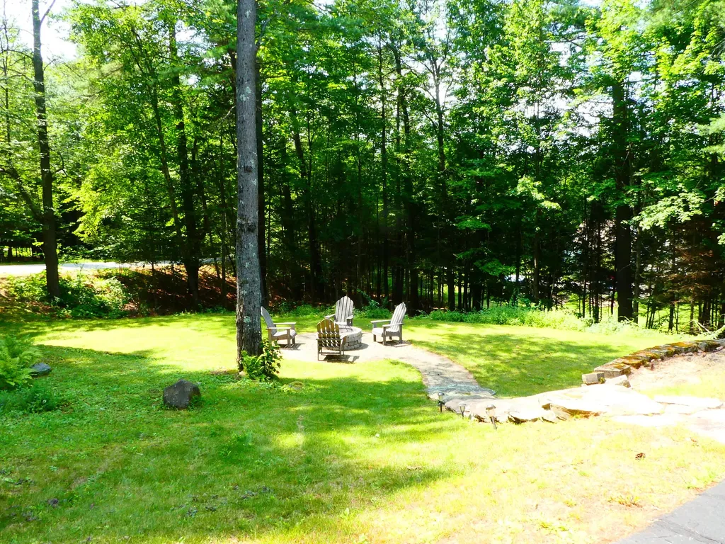 16 Beatrice Drive Gorham ME 04038