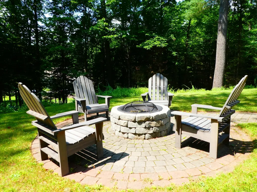 16 Beatrice Drive Gorham ME 04038