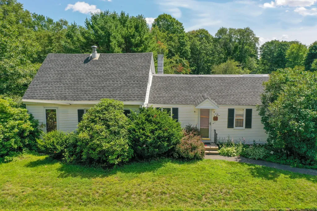 350 River Road Orrington ME 04474
