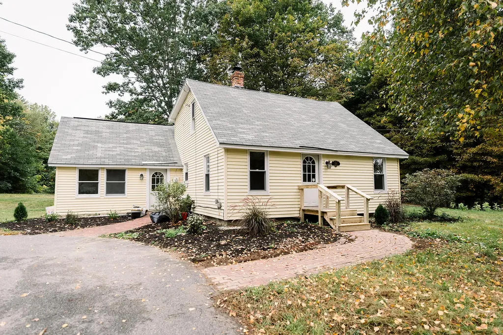 218 Fort Hill Road Gorham ME 04038
