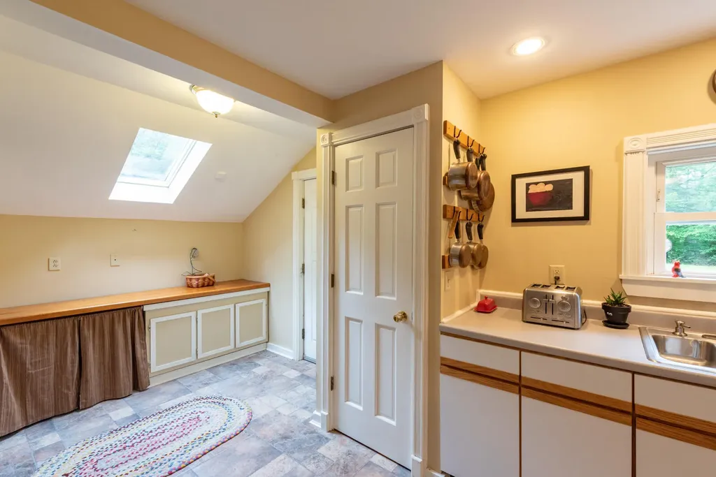 135 Knowles Road Belgrade ME 04917