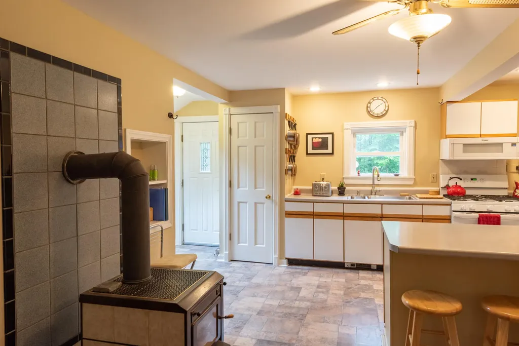 135 Knowles Road Belgrade ME 04917