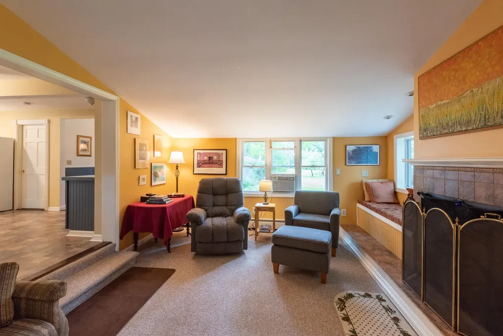 135 Knowles Road Belgrade ME 04917