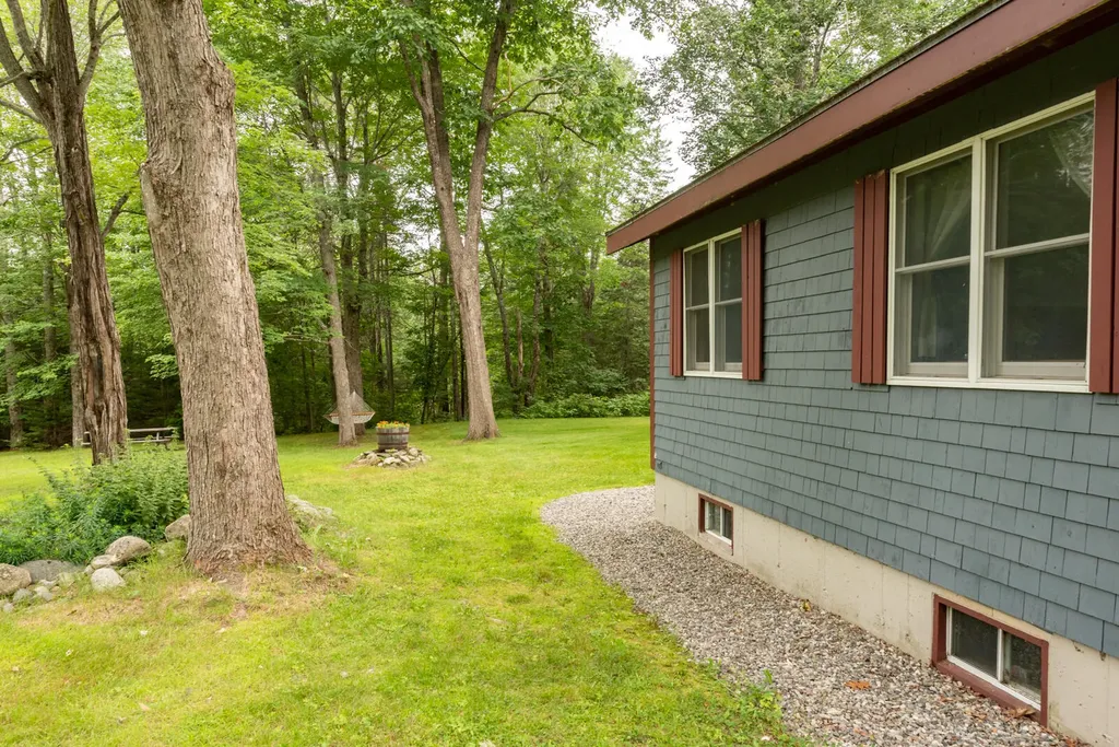 135 Knowles Road Belgrade ME 04917